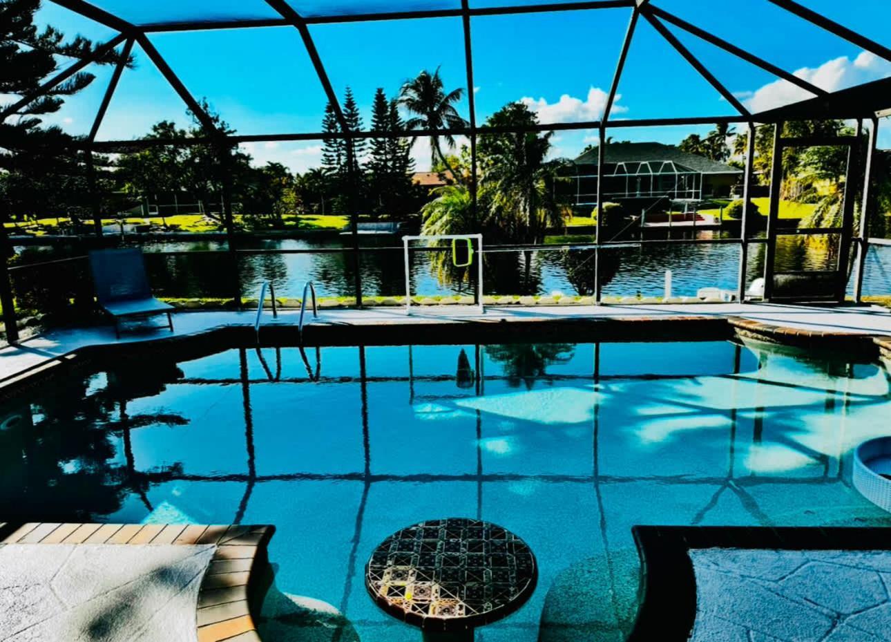 Вилла Hidden Secret Waterfront Retreat Кейп-Корал Экстерьер фото
